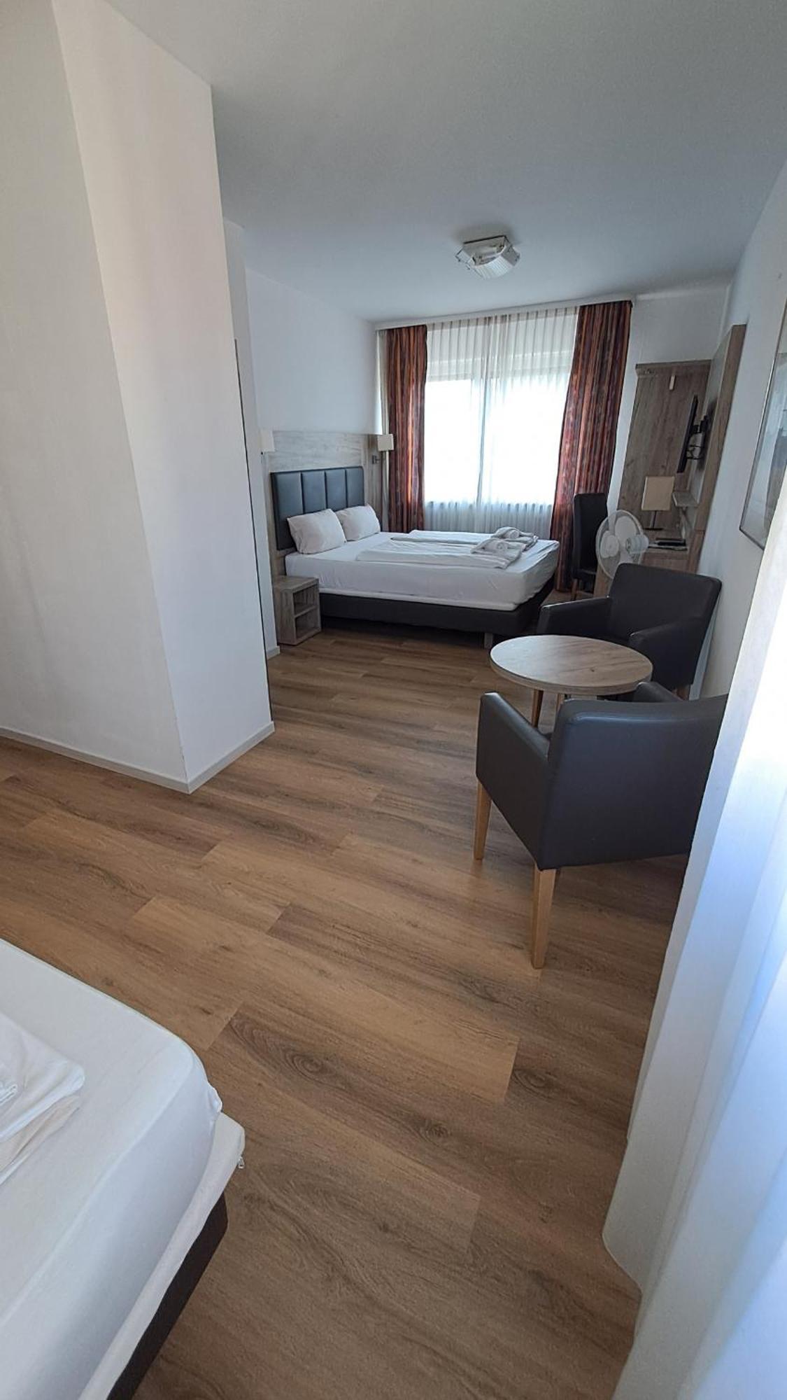 Hauptbahnhof 3* Heidelberg