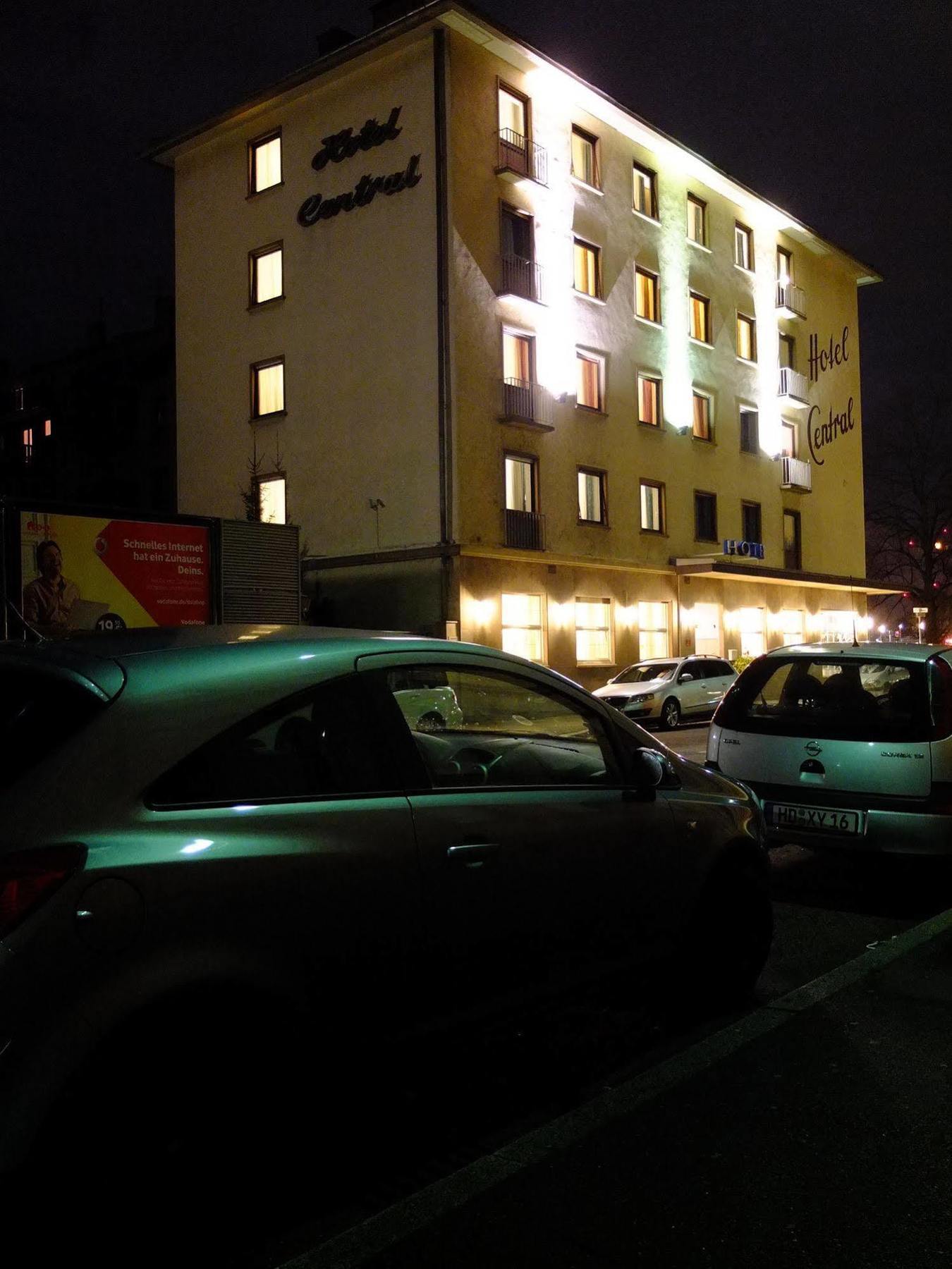 Hauptbahnhof Hotel 3*